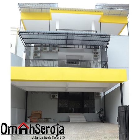 Omah Seroja Semarang Exterior foto